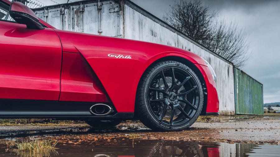 Детали экстерьера TVR Griffith 2018 года  (фото 44 из 52)